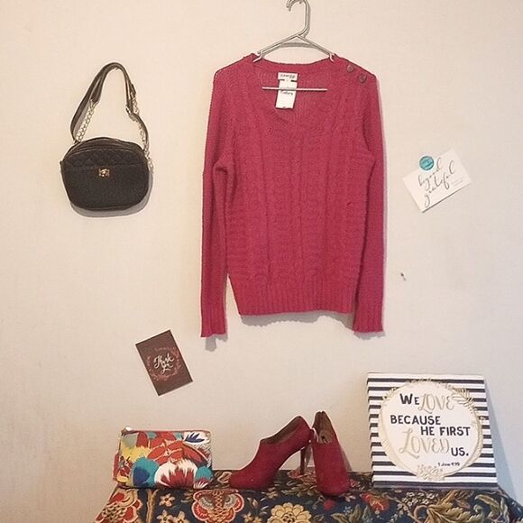 NWT Knitted St. John's Bay Sweater!* - Picture 1 of 5